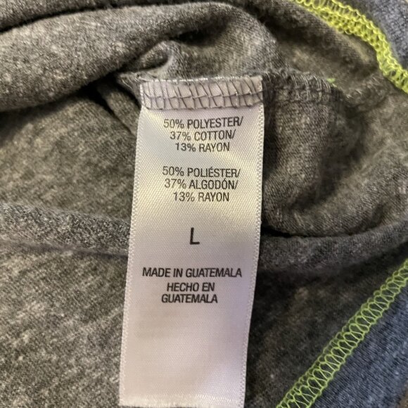 Kind is Cool Girls Size Youth Large Grey Asymmetrical hem T-shirt graphics EUC - Picture 4 of 4